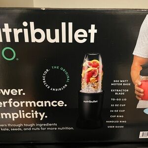 Nutribullet Pro 900 NEW / SEALED.